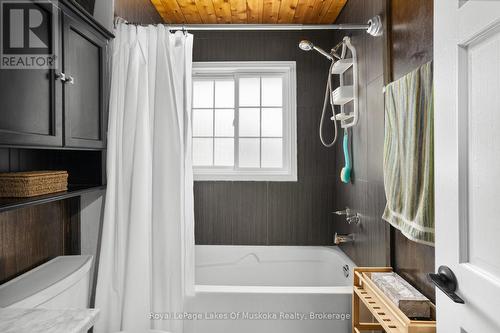 1 Christopher Lane, Armour, ON - Indoor Photo Showing Other Room