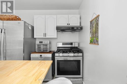1 Christopher Lane, Armour, ON - Indoor Photo Showing Kitchen