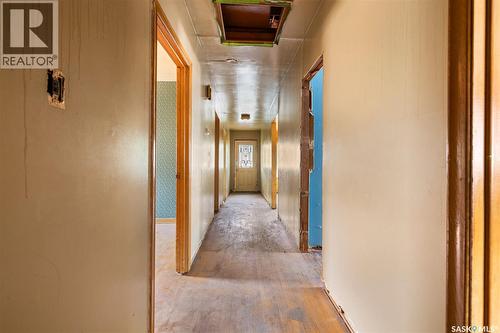 403 17Th Avenue E, Regina, SK - Indoor Photo Showing Other Room