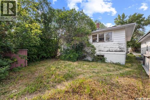 403 17Th Avenue E, Regina, SK - Outdoor