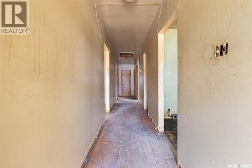 403 17Th Avenue E, Regina, SK - Indoor Photo Showing Other Room