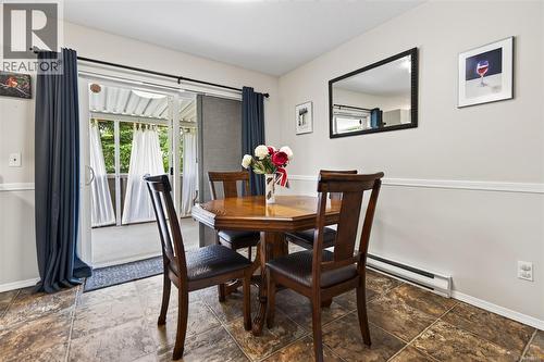 325 Quarry Rd, Comox, BC - Indoor Photo Showing Dining Room