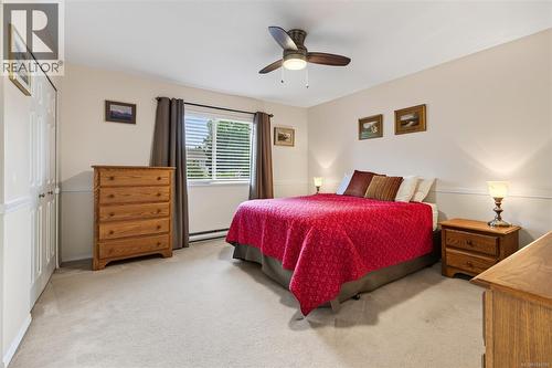 325 Quarry Rd, Comox, BC - Indoor Photo Showing Bedroom