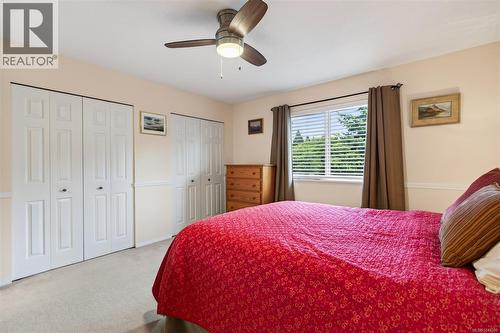 325 Quarry Rd, Comox, BC - Indoor Photo Showing Bedroom