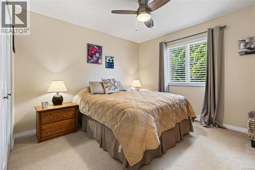 325 Quarry Rd, Comox, BC - Indoor Photo Showing Bedroom