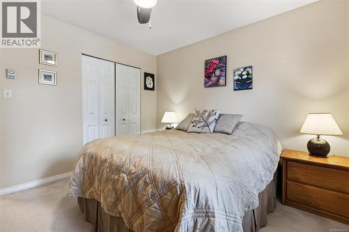 325 Quarry Rd, Comox, BC - Indoor Photo Showing Bedroom