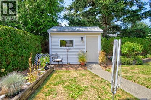 325 Quarry Rd, Comox, BC - Outdoor