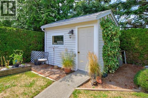 325 Quarry Rd, Comox, BC - Outdoor