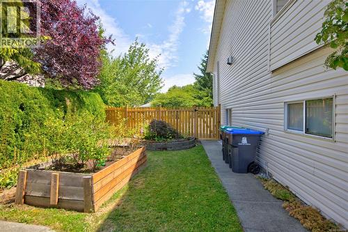 325 Quarry Rd, Comox, BC - Outdoor With Deck Patio Veranda