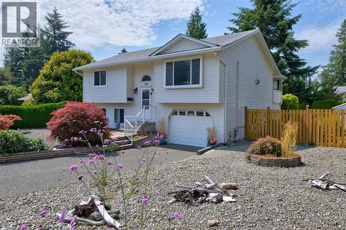 325 Quarry Rd, Comox, BC - Outdoor