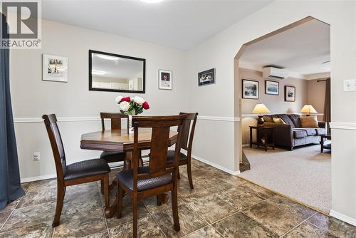 325 Quarry Rd, Comox, BC - Indoor Photo Showing Dining Room
