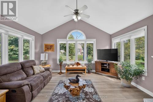46 Sandpiper Way, Brighton, ON - Indoor Photo Showing Living Room
