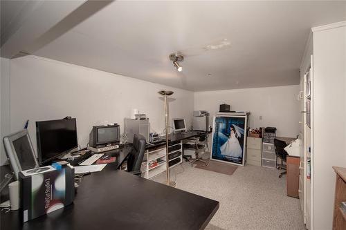 411 Ash Avenue, Steinbach, MB - Indoor Photo Showing Office