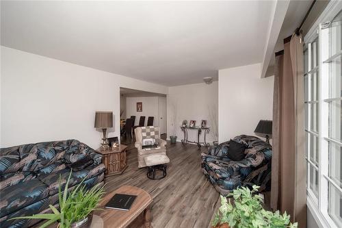411 Ash Avenue, Steinbach, MB - Indoor