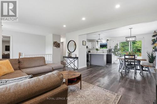 3230 Pattee Road E, Champlain, ON - Indoor Photo Showing Living Room