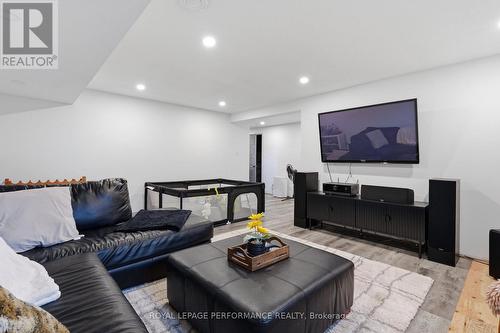 3230 Pattee Road E, Champlain, ON - Indoor Photo Showing Living Room