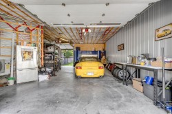 Garage - 