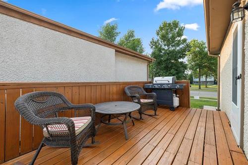 1186 Devonshire Dr, Winnipeg, MB 