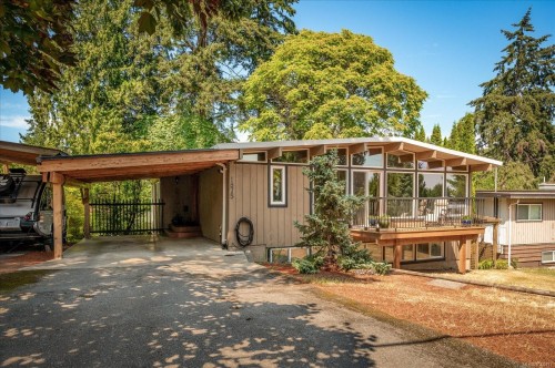 1875 Bay St, Nanaimo, BC 