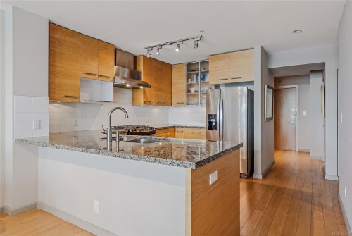 #1106-38 Front St, Nanaimo, BC - Indoor Photo Showing Kitchen