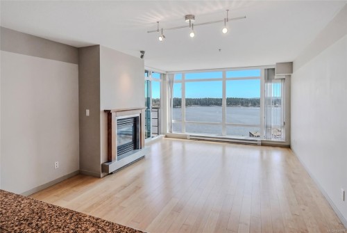 #1106-38 Front St, Nanaimo, BC - Indoor With Fireplace