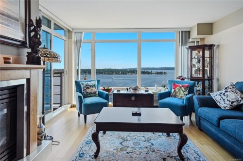 #1106-38 Front St, Nanaimo, BC - Indoor Photo Showing Living Room With Fireplace