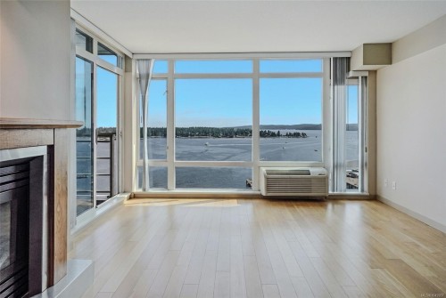 #1106-38 Front St, Nanaimo, BC - Indoor With Fireplace