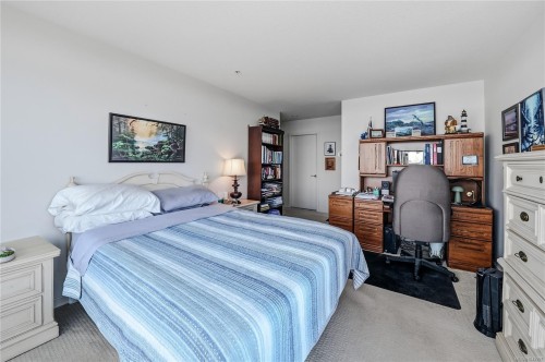 #1106-38 Front St, Nanaimo, BC - Indoor Photo Showing Bedroom