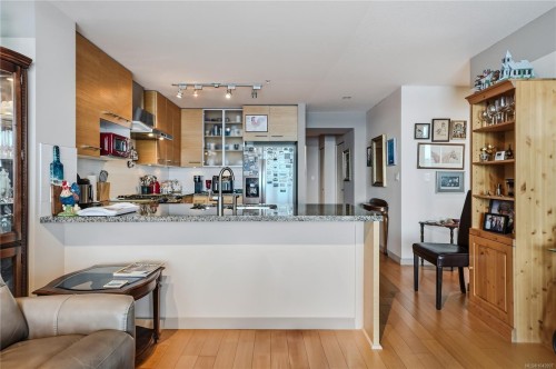 #1106-38 Front St, Nanaimo, BC - Indoor Photo Showing Kitchen