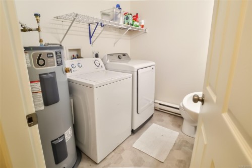 #B-330 Lone Cone Rd, Tofino, BC - Indoor Photo Showing Laundry Room