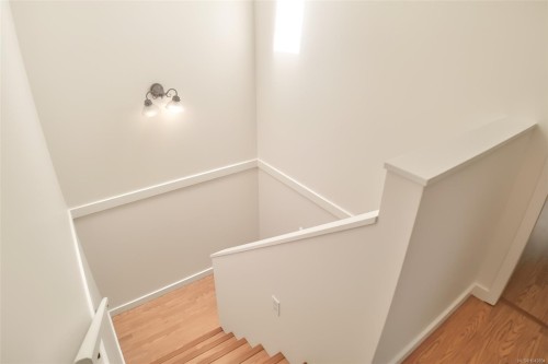 #B-330 Lone Cone Rd, Tofino, BC - Indoor Photo Showing Other Room