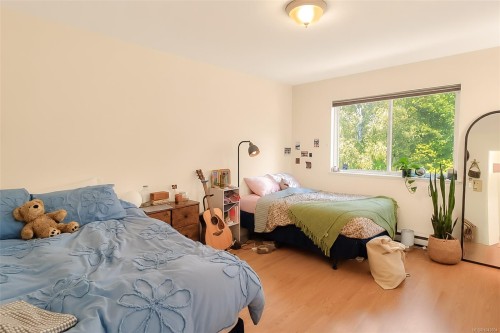 #B-330 Lone Cone Rd, Tofino, BC - Indoor Photo Showing Bedroom