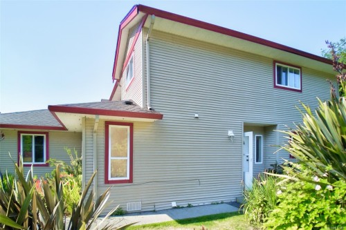 #B-330 Lone Cone Rd, Tofino, BC - Outdoor With Exterior