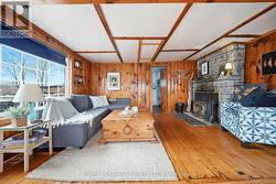 Living area - 
