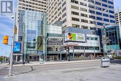 2904 - 8 EGLINTON AVENUE E Toronto, ON M4P 0C1