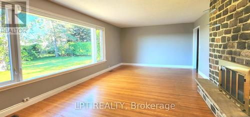 585 Mapleview Drive E, Barrie, ON 