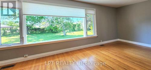 585 Mapleview Drive E, Barrie, ON 