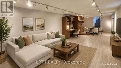 585 Mapleview Drive E, Barrie, ON 