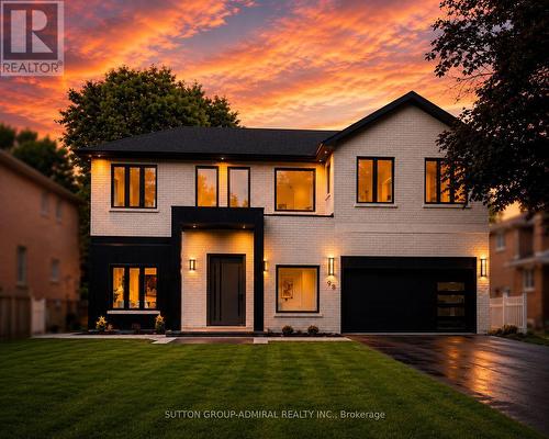 98 BABCOMBE DRIVE  Markham, ON L3T 1N1