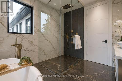 98 Babcombe Drive, Markham, ON - Indoor Photo Showing Bathroom