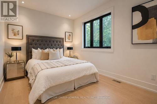 98 Babcombe Drive, Markham, ON - Indoor Photo Showing Bedroom