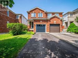 479 HEDDLE CRESCENT Newmarket, ON L3X 2J4
