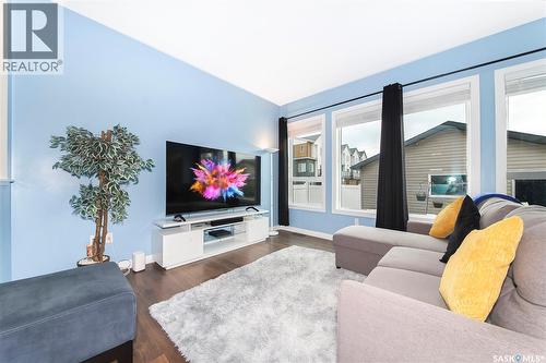 303 Delainey Manor, Saskatoon, SK - Indoor Photo Showing Living Room