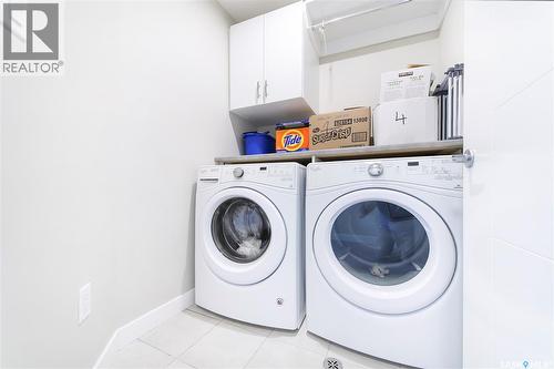 303 Delainey Manor, Saskatoon, SK - Indoor Photo Showing Laundry Room