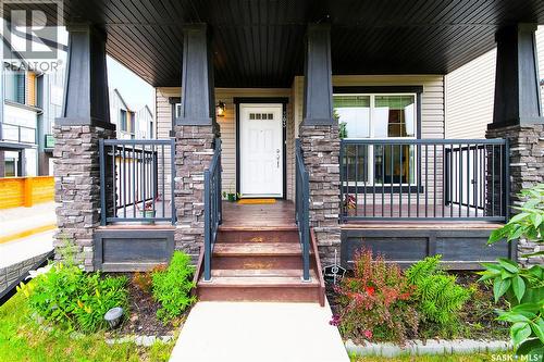 303 Delainey Manor, Saskatoon, SK - Outdoor