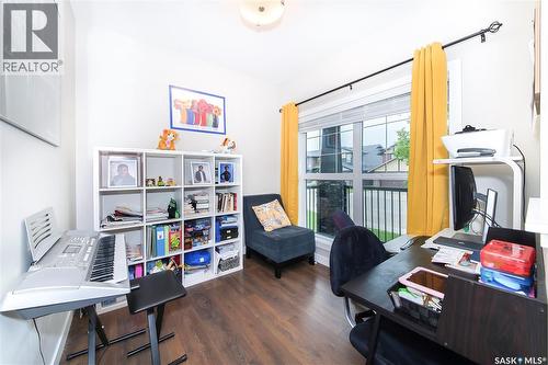 303 Delainey Manor, Saskatoon, SK - Indoor