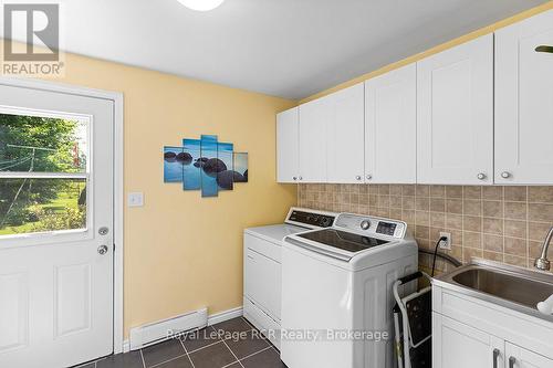 680210 30 Side Road, Chatsworth, ON - Indoor Photo Showing Laundry Room