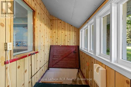 680210 30 Side Road, Chatsworth, ON - Indoor Photo Showing Other Room