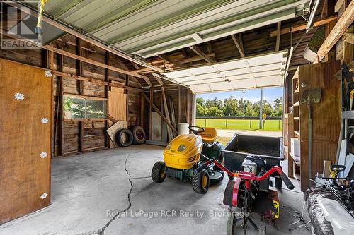 680210 30 Side Road, Chatsworth, ON - Indoor Photo Showing Other Room