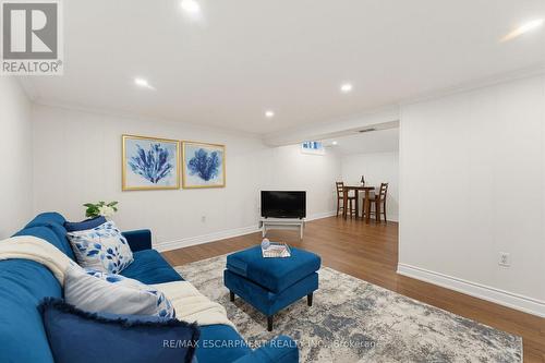 620 Forestwood Crescent, Burlington, ON - Indoor Photo Showing Living Room